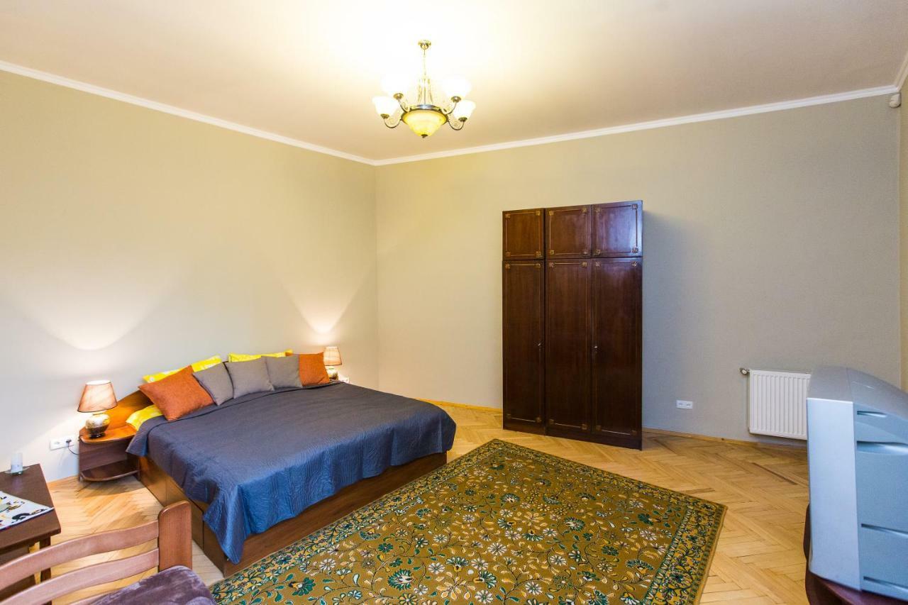 Apartments On Sholom Aleichem Та Ще Варіант Поруч Lviv Exterior foto
