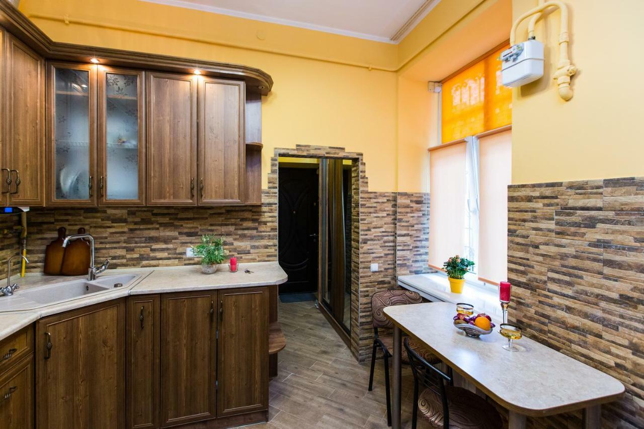 Apartments On Sholom Aleichem Та Ще Варіант Поруч Lviv Exterior foto