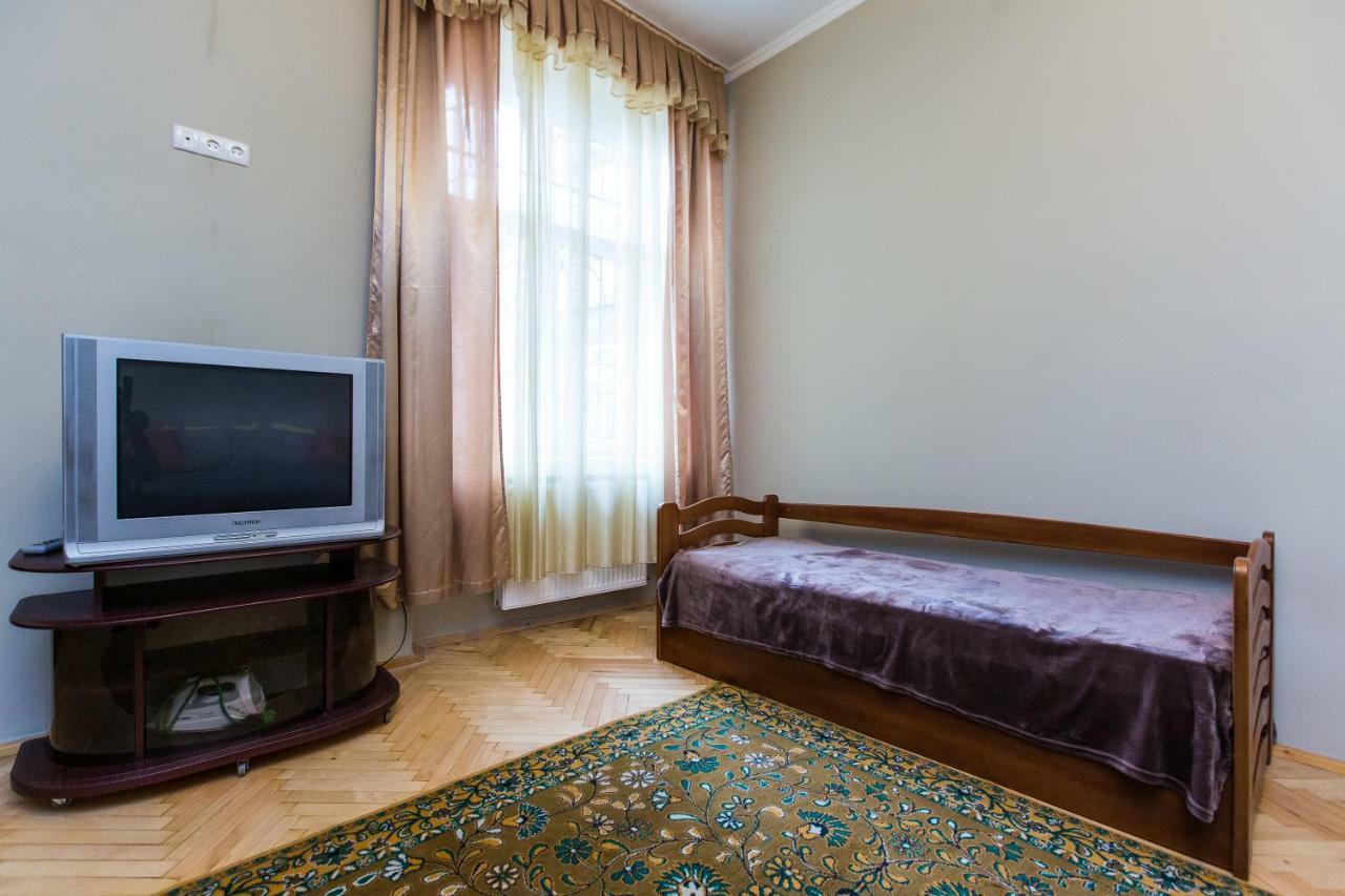Apartments On Sholom Aleichem Та Ще Варіант Поруч Lviv Exterior foto