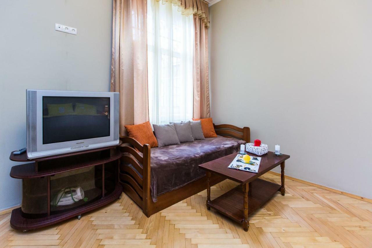 Apartments On Sholom Aleichem Та Ще Варіант Поруч Lviv Exterior foto