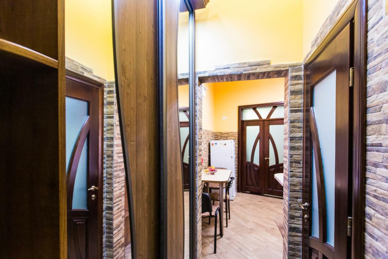 Apartments On Sholom Aleichem Та Ще Варіант Поруч Lviv Exterior foto